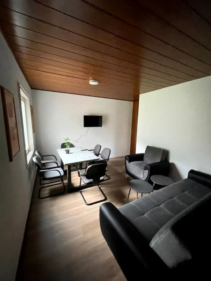 Wohnung mit Garten Wohnbereich